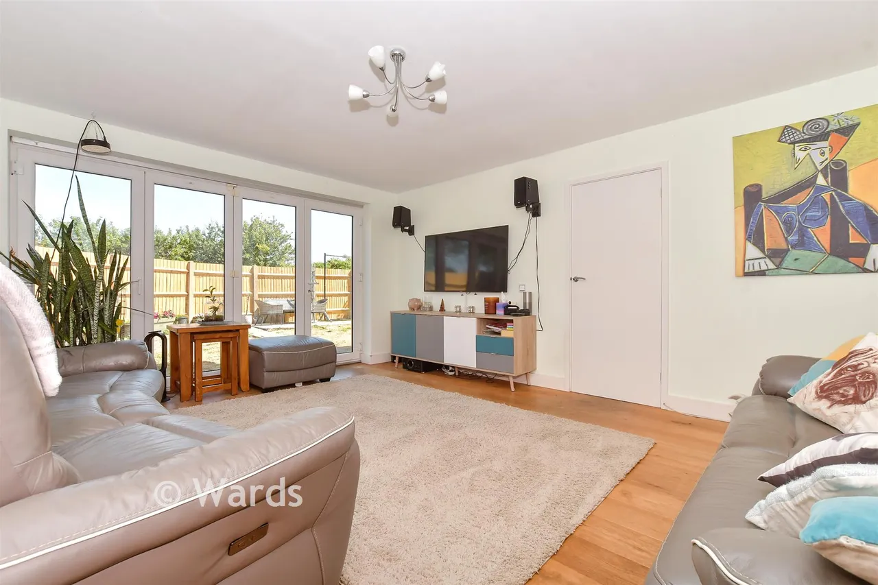 St. Richard's Road, Deal, CT14, photo 2