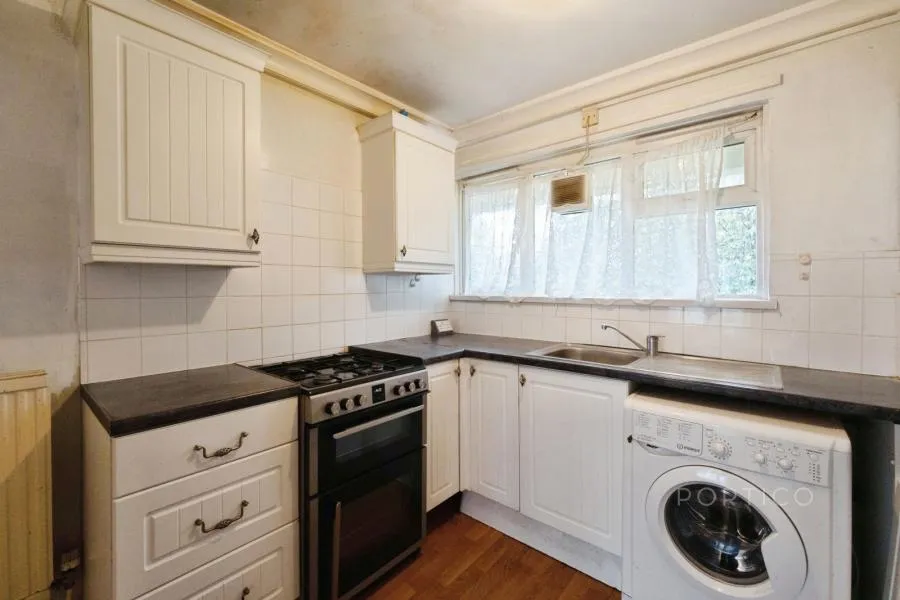 Leyton Grange Estate, London, E10, photo 2