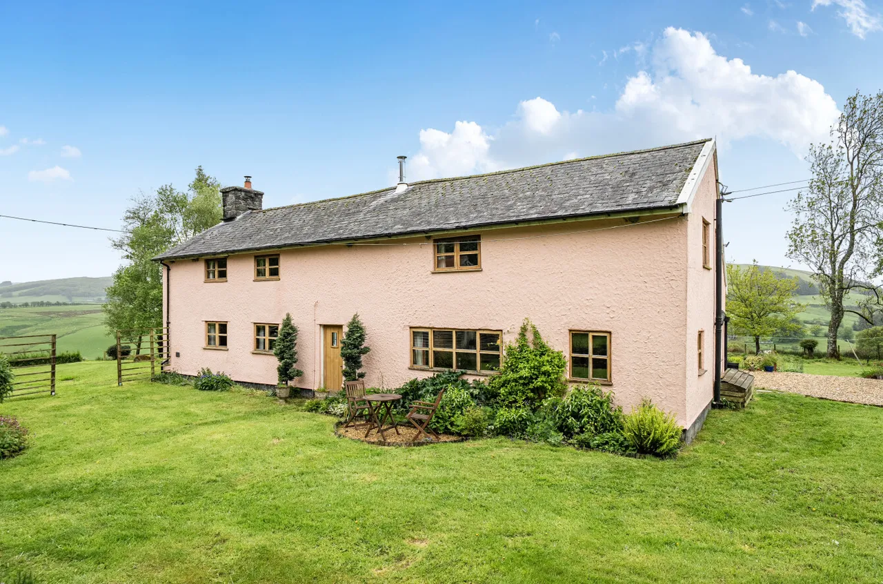 4 bed house for sale, Tylwch, Llanidloes