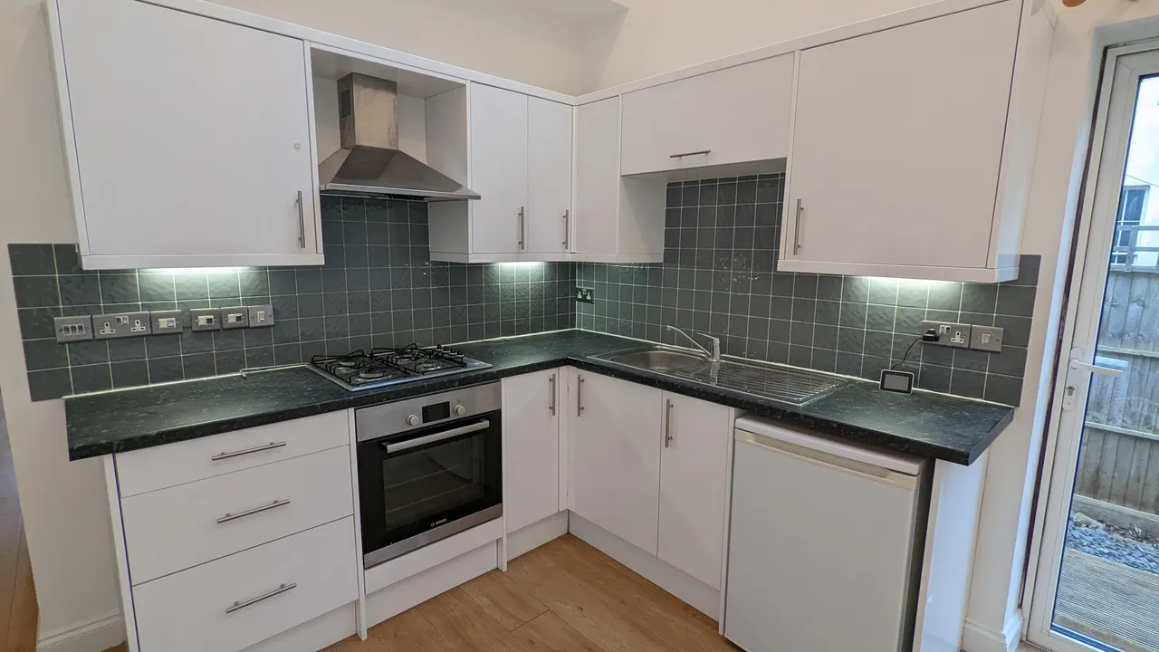 Southfield Road, Cotham, BS6, photo 5