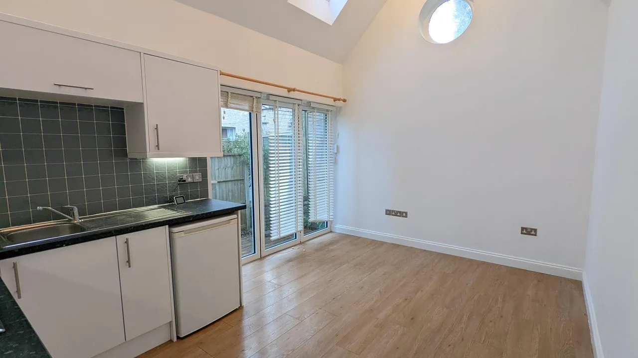 Southfield Road, Cotham, BS6, photo 4