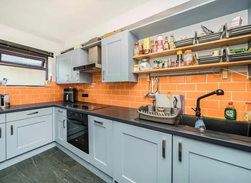 Bond Road, Surbiton, KT6, photo 2