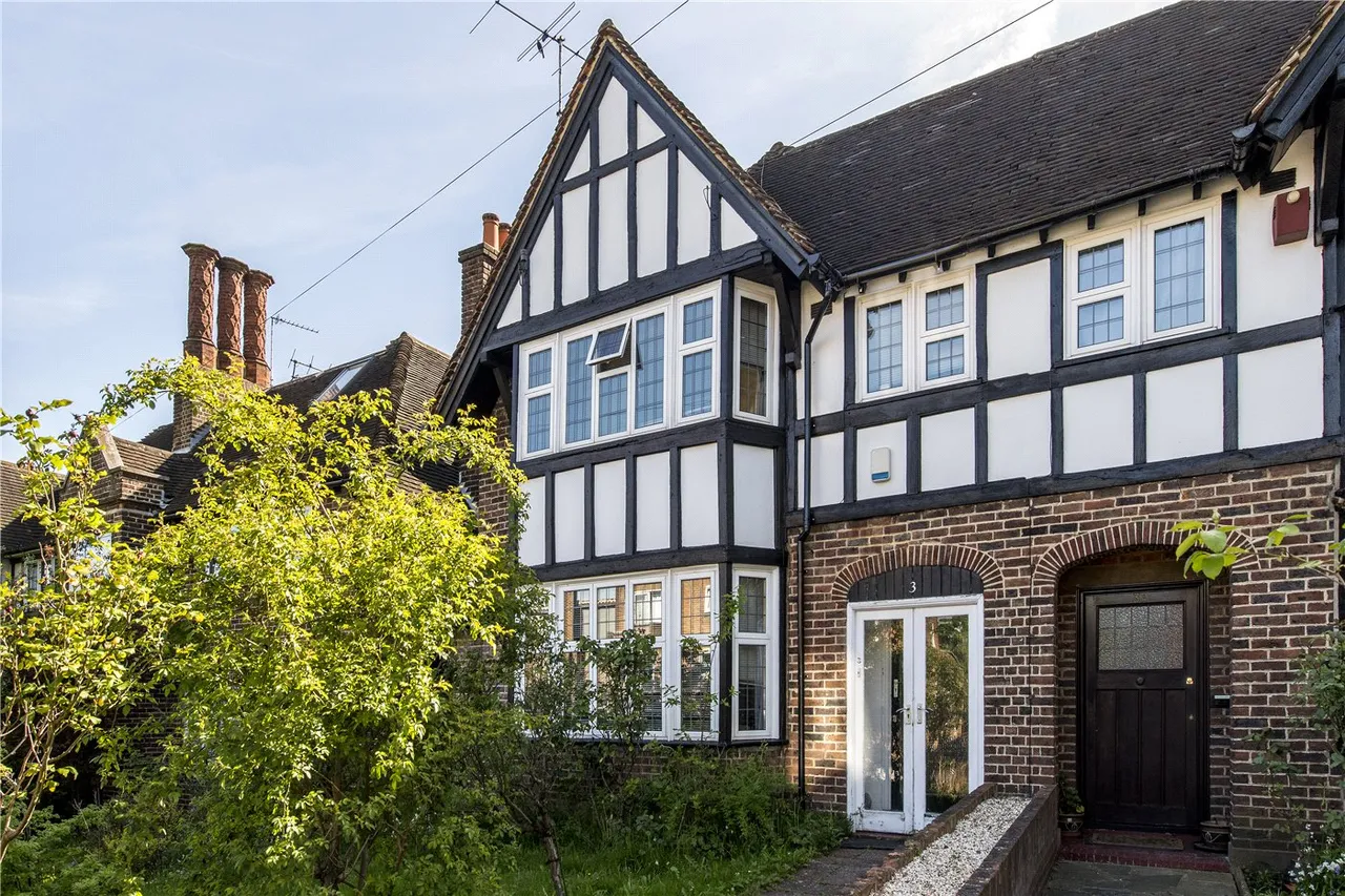 Woodfield Avenue, London, SW16, photo 3
