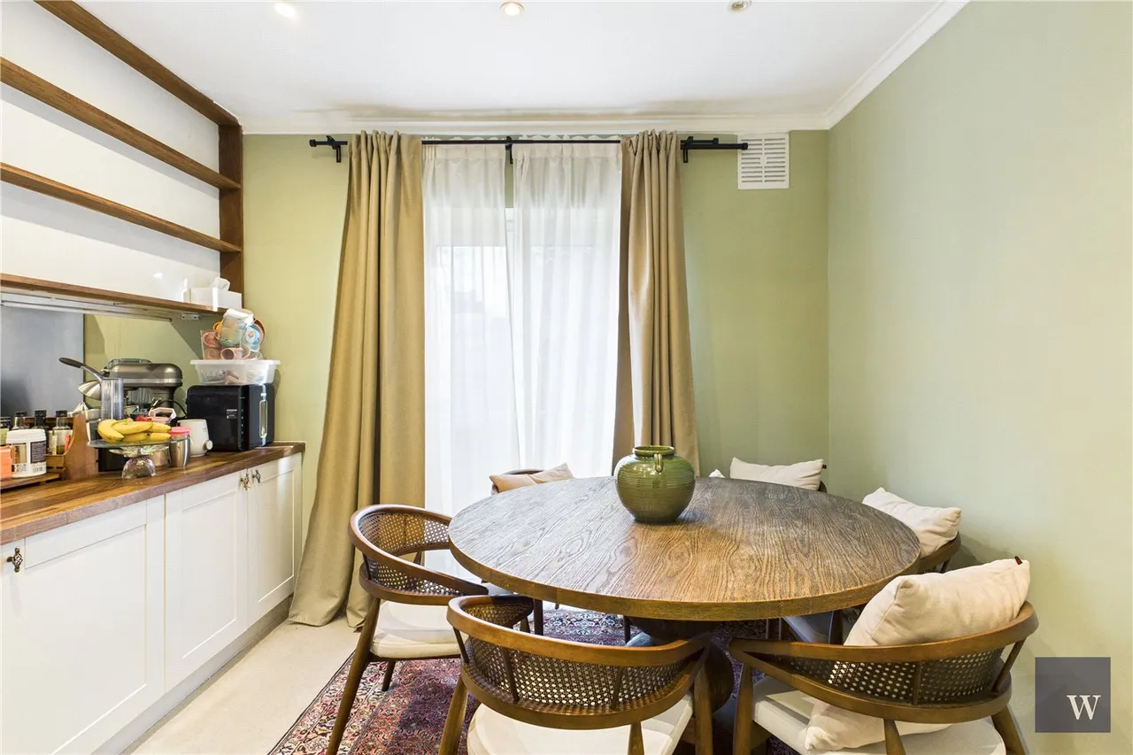 Woodfield Avenue, London, SW16, photo 5