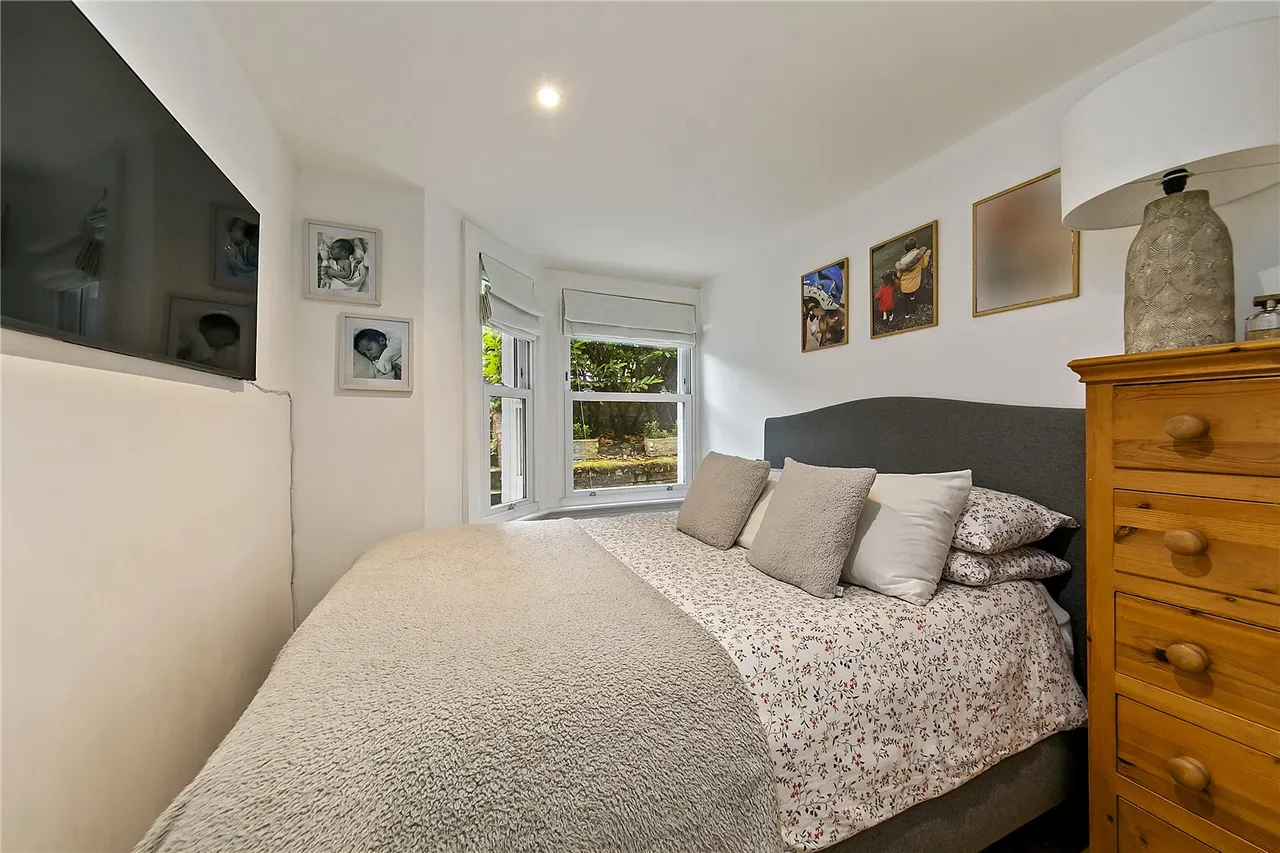 St. Margarets Road, St Margarets, TW1, photo 15
