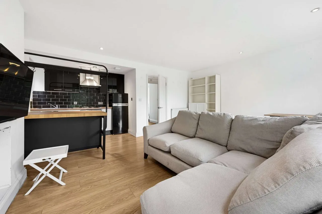 Clapham Road, London, SW9 9BT, photo 9