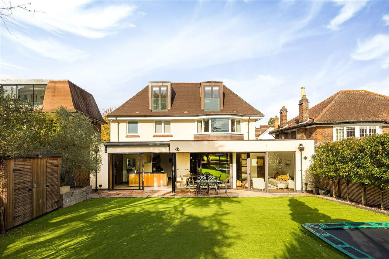 Bathgate Road, Wimbledon, London, SW19 5PJ, photo 5