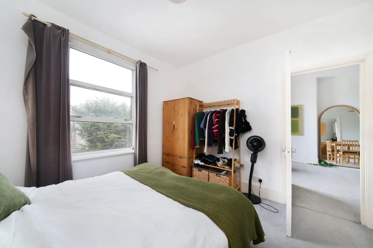 Balham High Road, Balham, SW12, photo 7
