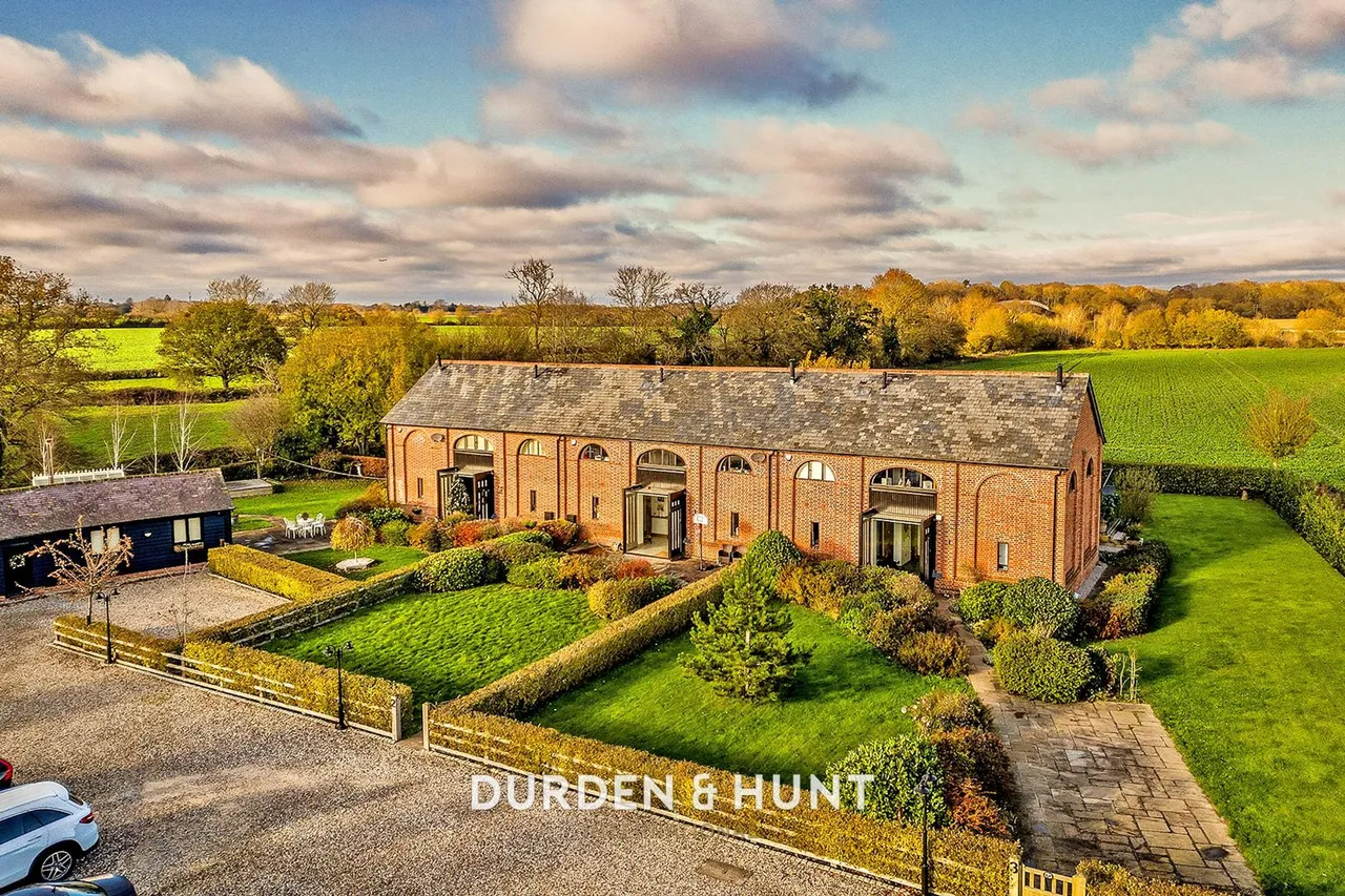4 bed house for sale, Stortford Road, Little Canfield, CM6
