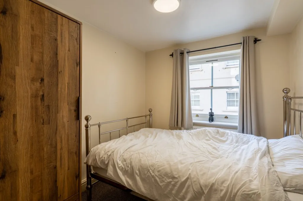 Lansdowne Square, Northfleet, DA11, photo 6