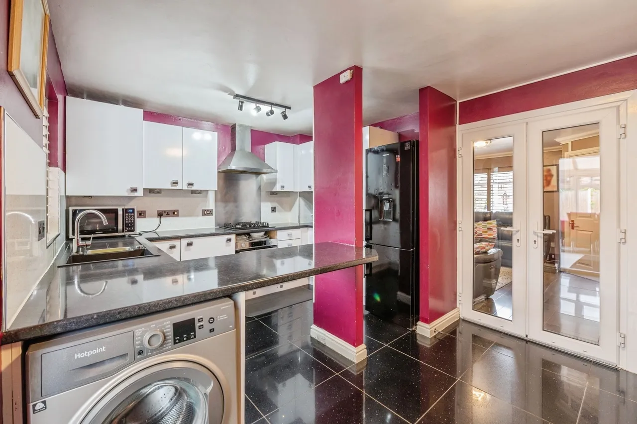 Bruces Wharf Road, Grays, Essex, RM17, photo 10