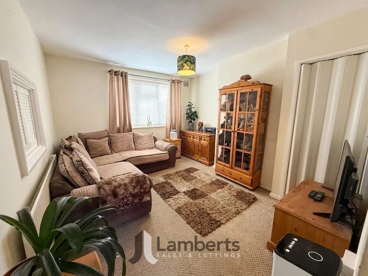 10 Allendale Court, Studley, photo 2