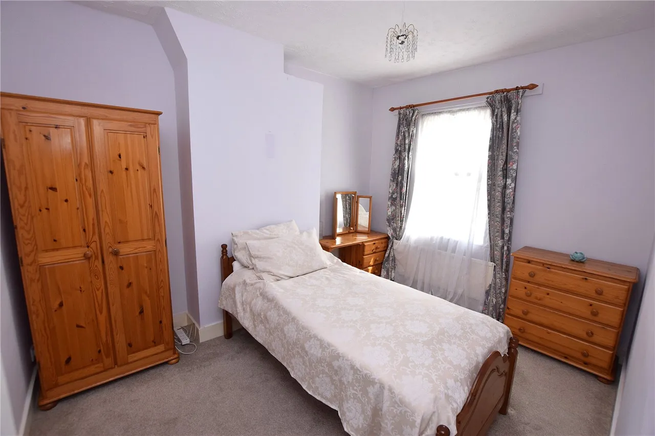 Queens Road, Farnborough, Hampshire, GU14 6JW, photo 10