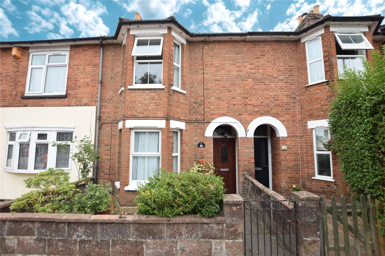 Queens Road, Farnborough, Hampshire, GU14 6JW, photo 2