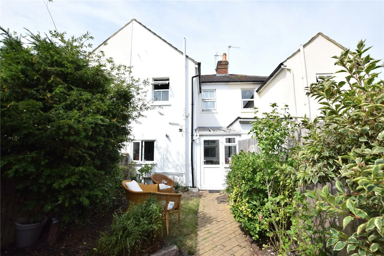 Queens Road, Farnborough, Hampshire, GU14 6JW, photo 15