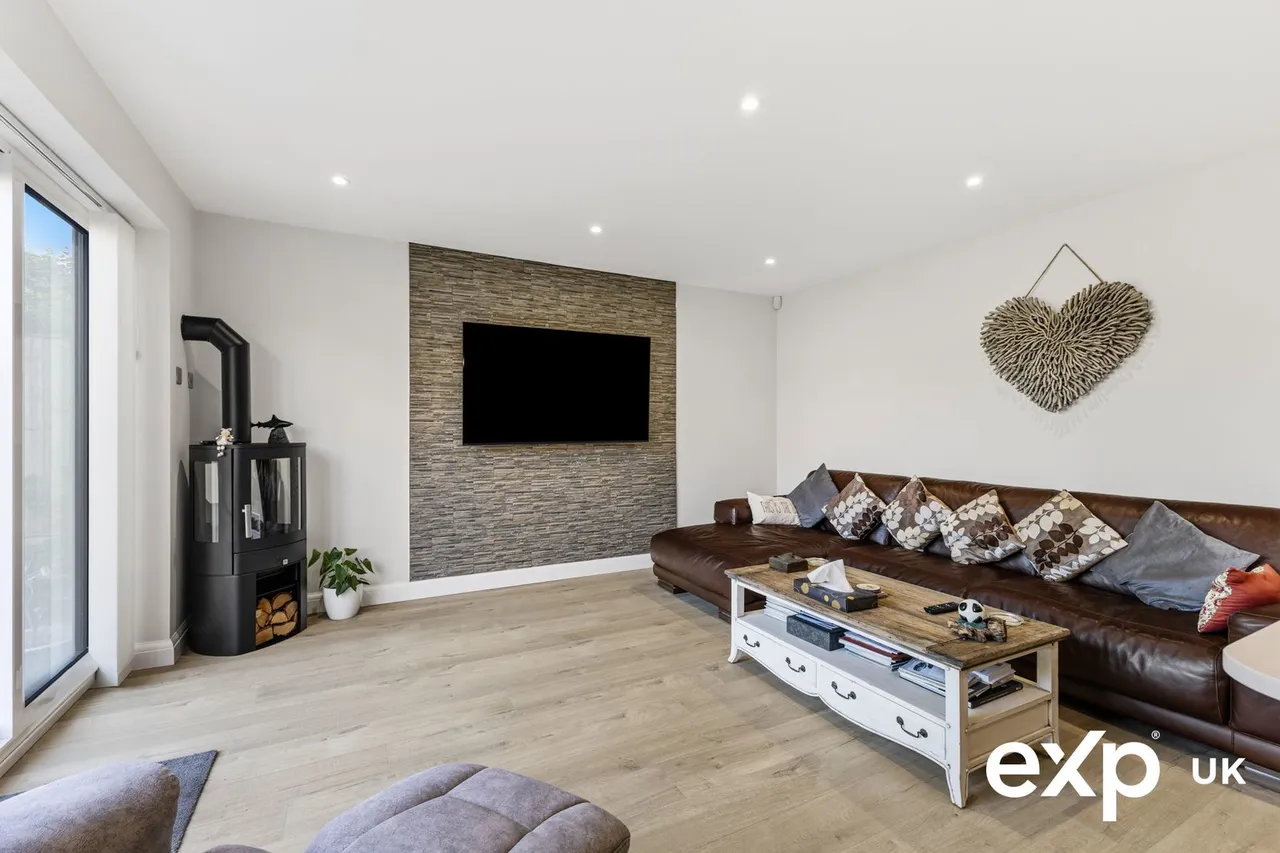 Hereford Road, Ravenshead, photo 16