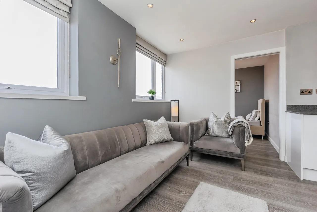 Ashley Road, Altrincham, WA14, photo 7
