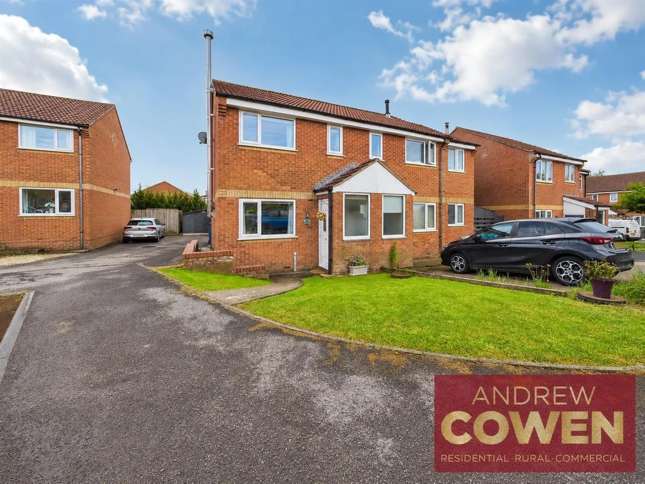 2 bed property for sale — Shire Close Eastfield, Scarborough YO11 3YZ