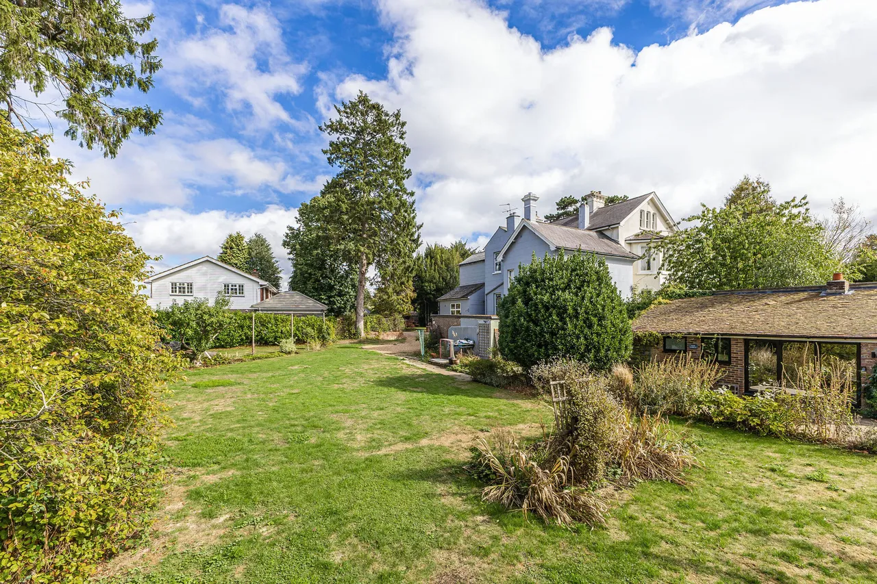 Copthill Lane, Kingswood, KT20, photo 12