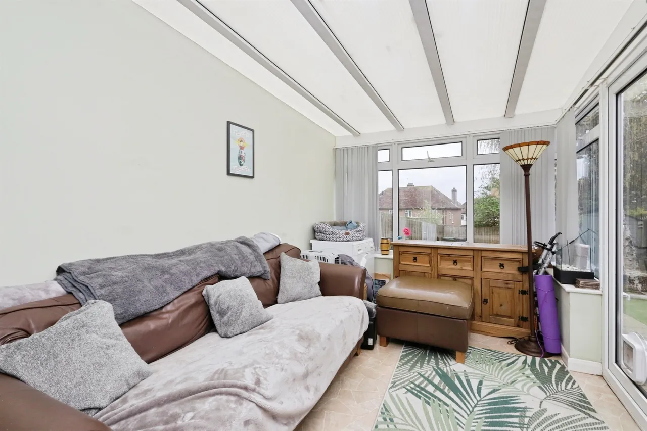 Cavalry Crescent, Eastbourne, BN20, photo 7