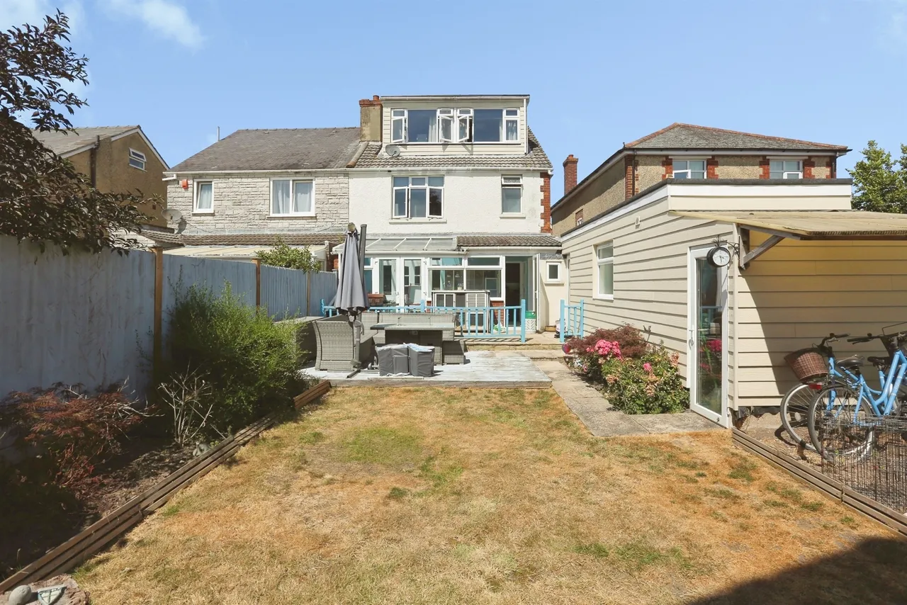 Grove Avenue, Gosport, PO12, photo 8