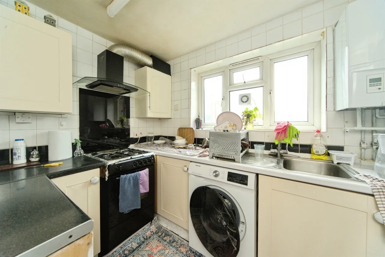 Allfrey Road, Eastbourne, photo 8