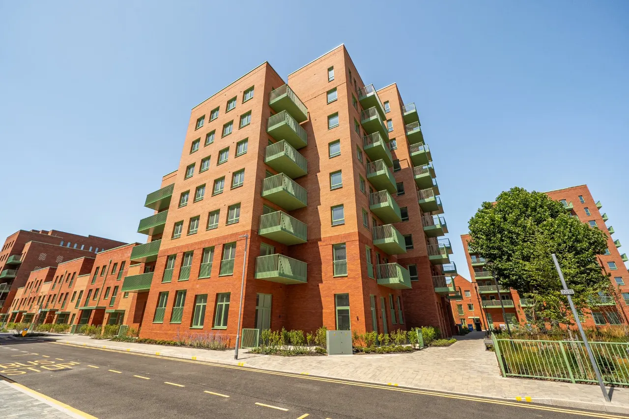 1 bed flat to rent, Pipits Place, Barking, IG11