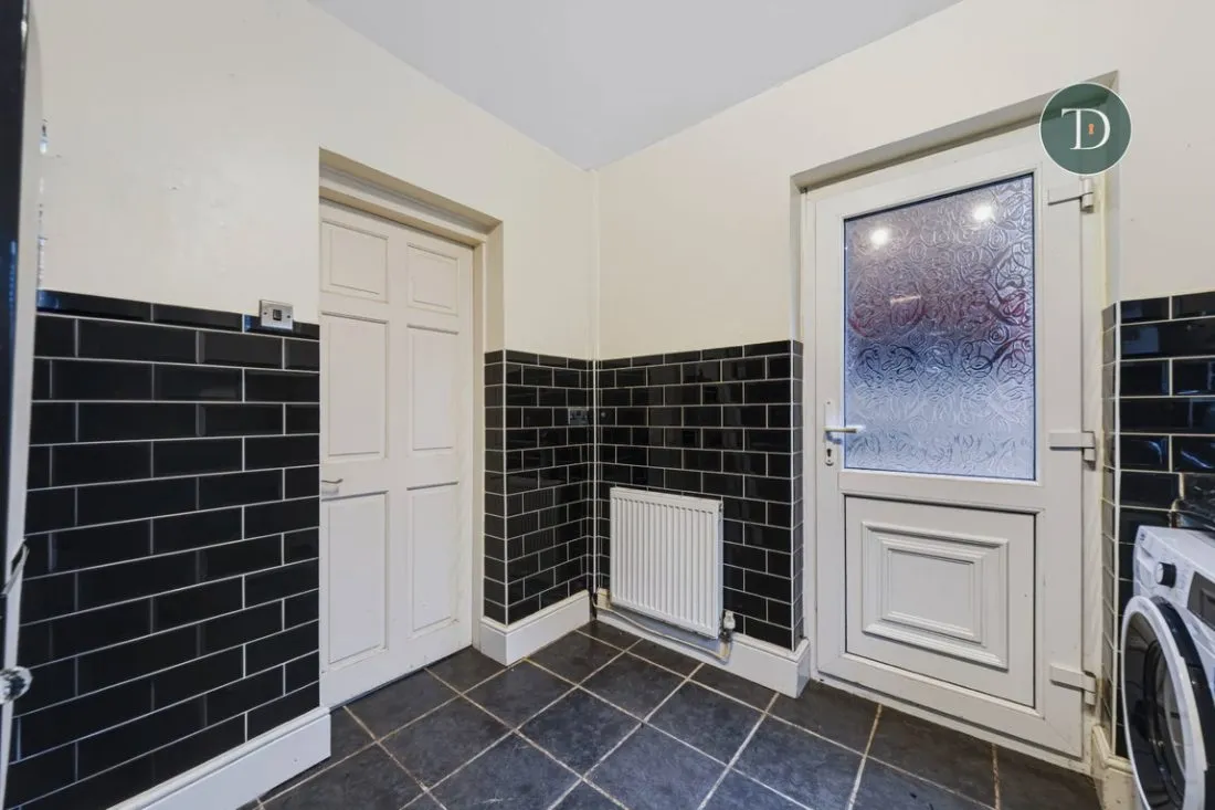 Dudley Road, Ellesmere Port, CH65, photo 11
