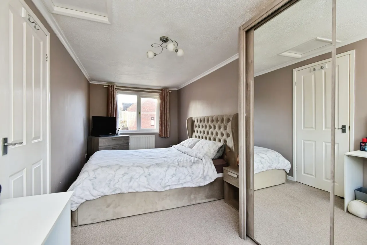 Scrimshaw Drive, Stoke-on-Trent, Staffordshire, ST6, photo 8
