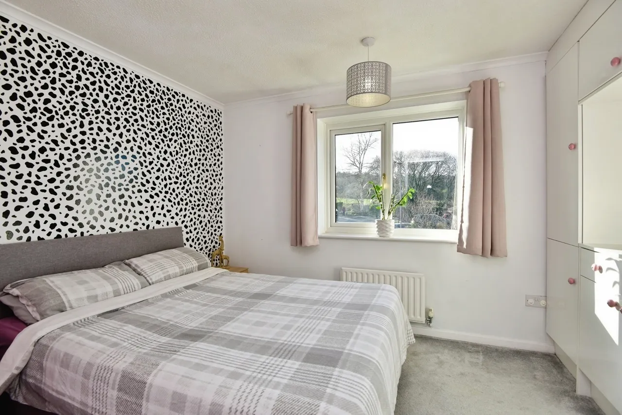 Scrimshaw Drive, Stoke-on-Trent, Staffordshire, ST6, photo 9