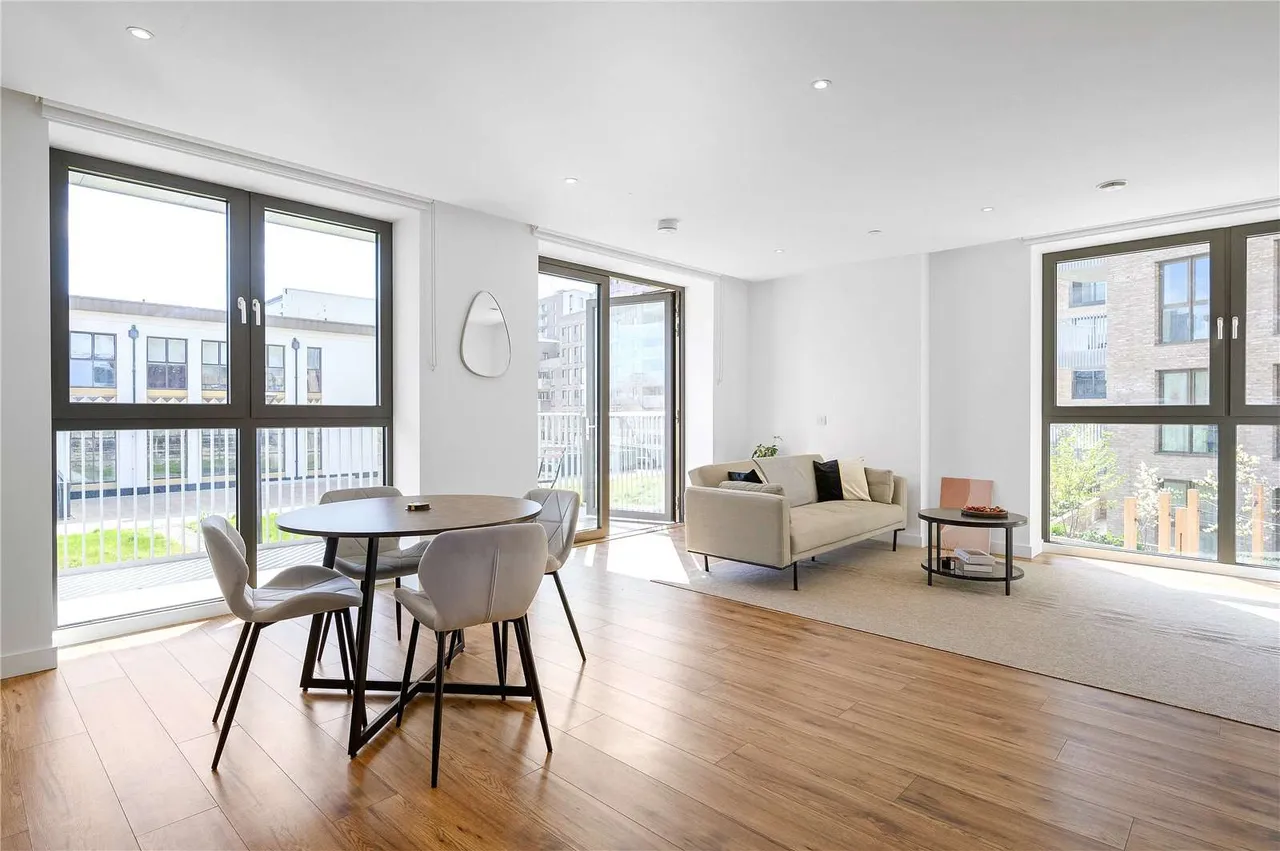 2 bed flat for sale — Paragon Square, London, WC1X 0DN