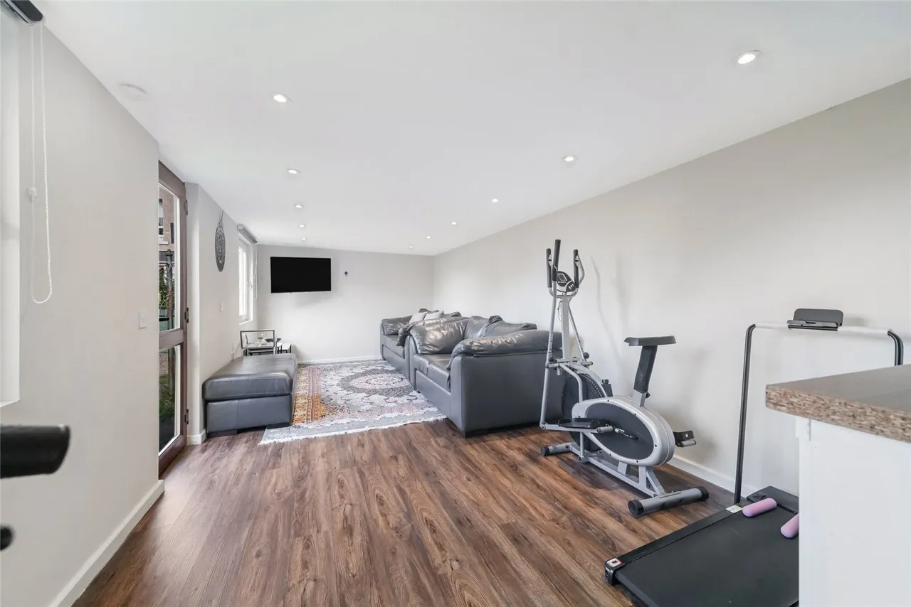 Allison Street, Glasgow, G42, photo 17