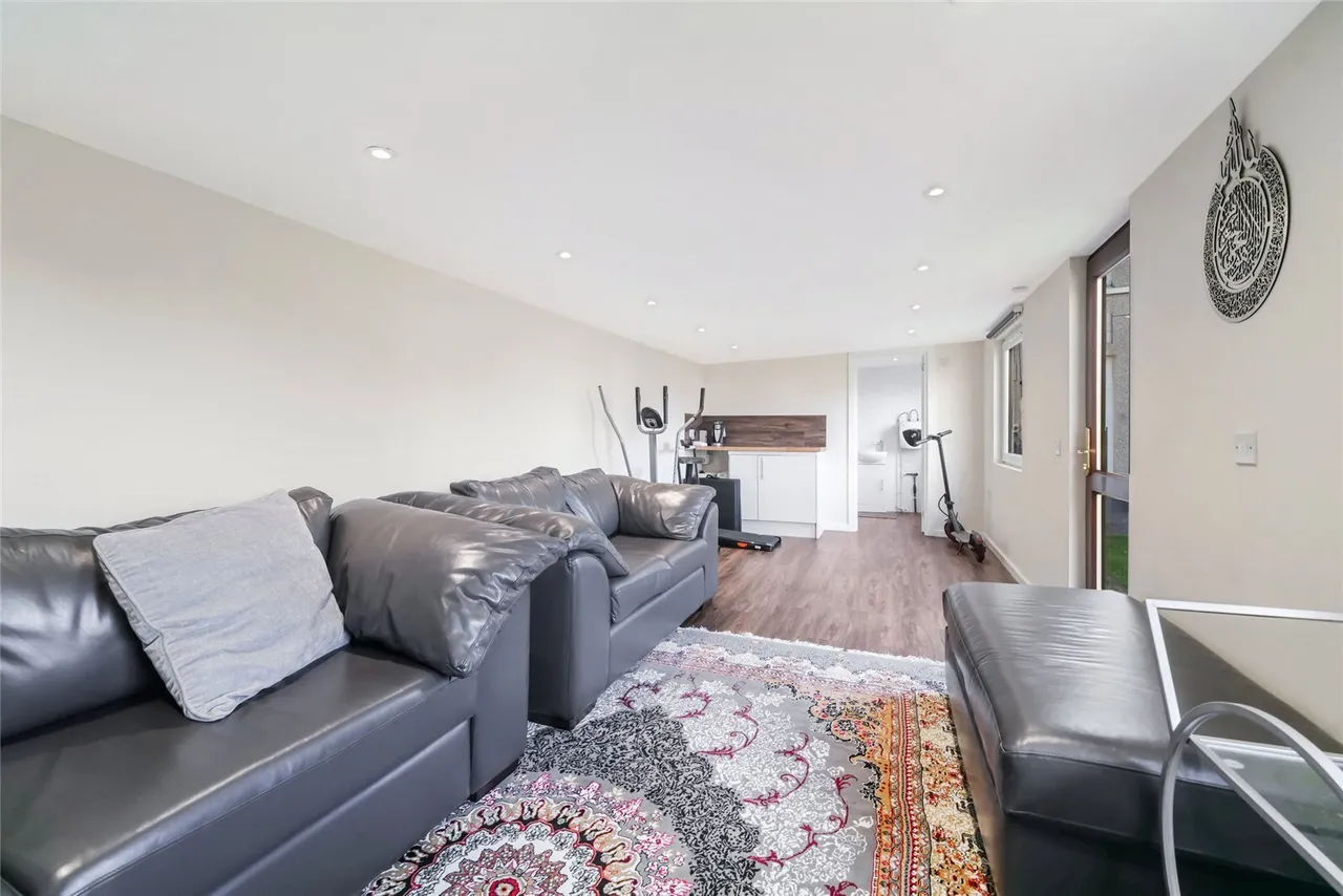 Allison Street, Glasgow, G42, photo 18