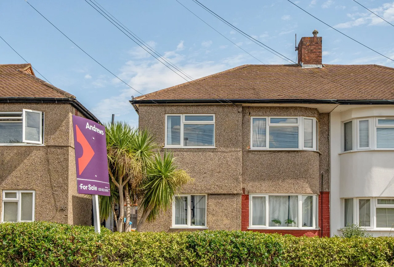 2 bed flat for sale — Wrythe Lane, Carshalton, SM5 2RP