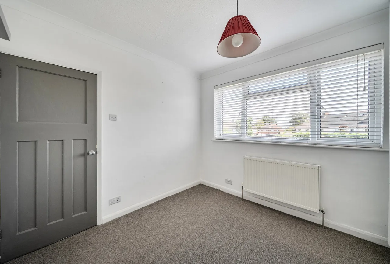 Wrythe Lane, Carshalton, SM5 2RP, photo 5