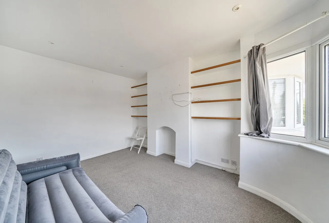 Wrythe Lane, Carshalton, SM5 2RP, photo 15