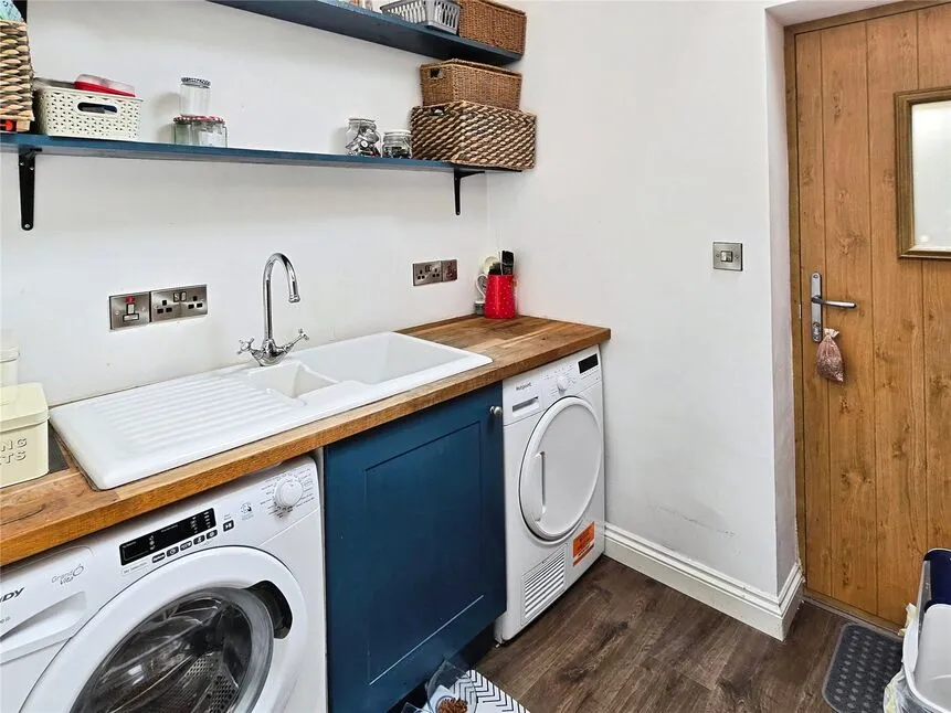 Llanfyllin, Powys, SY22, photo 11