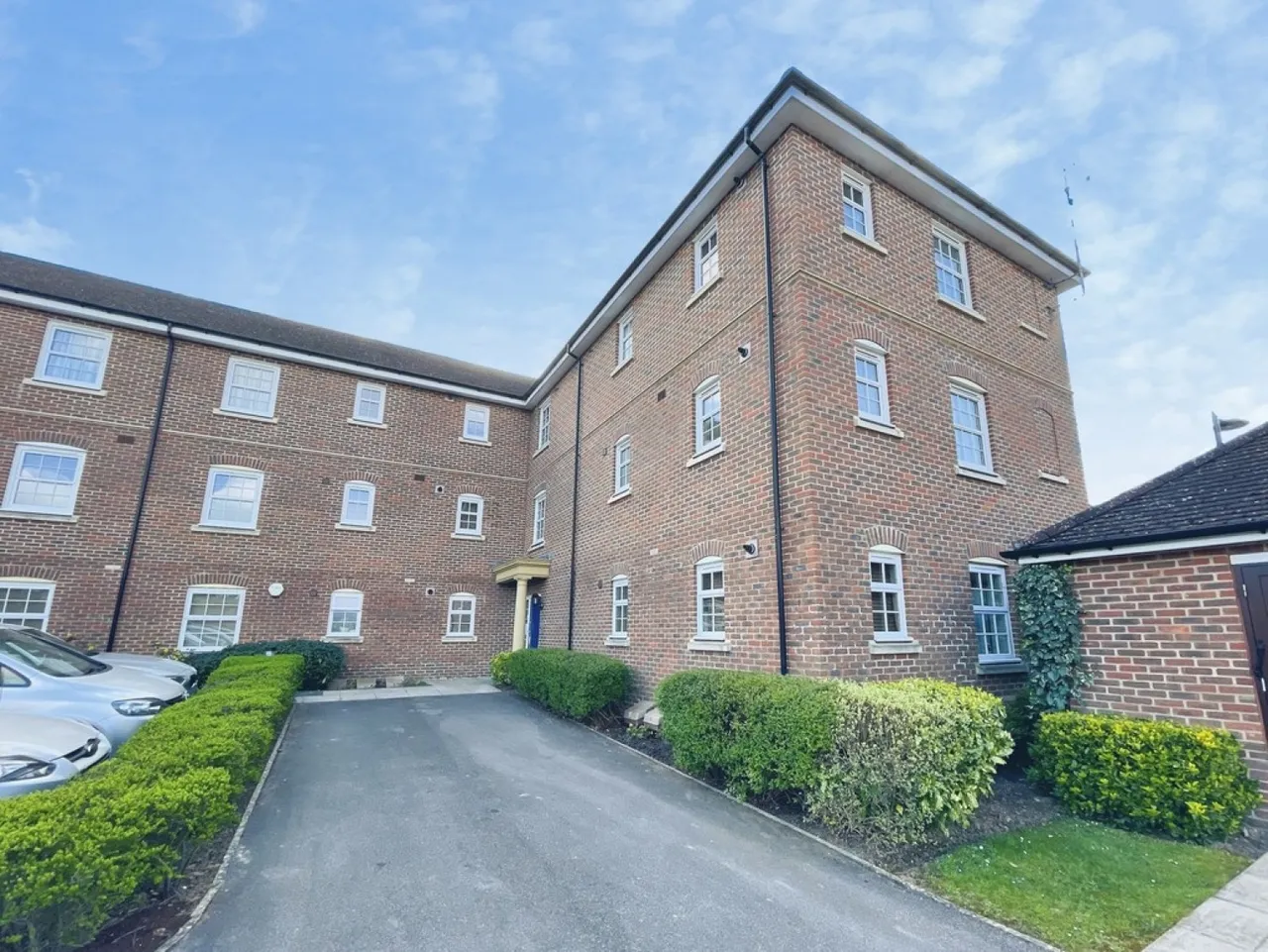 1 bed flat for sale — Sherfield Park