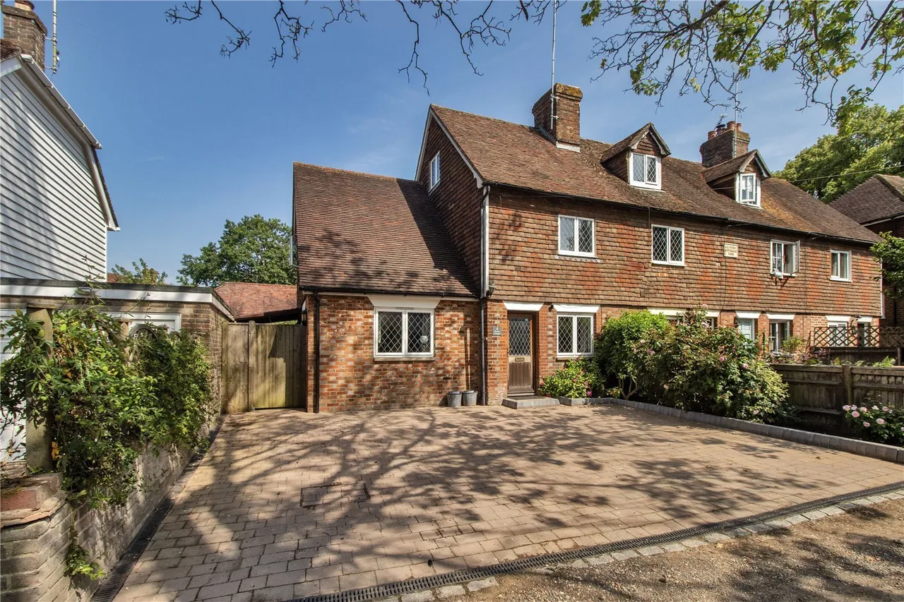 3 bed property for sale, Rectory Lane, Cranbrook, TN17