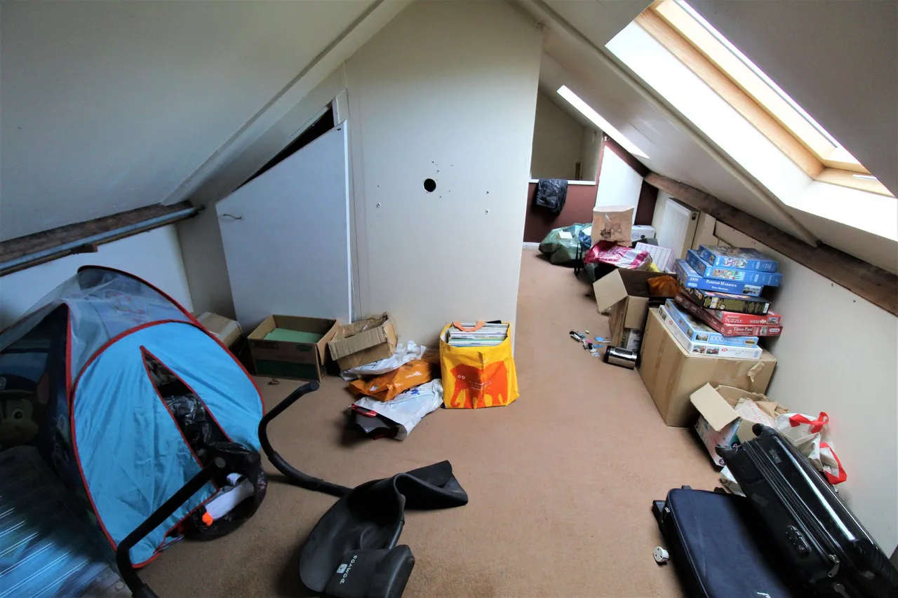 Whitmore Avenue, Grays, Essex, RM16 2HU, photo 11