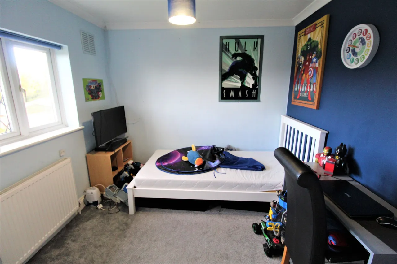Whitmore Avenue, Grays, Essex, RM16 2HU, photo 9