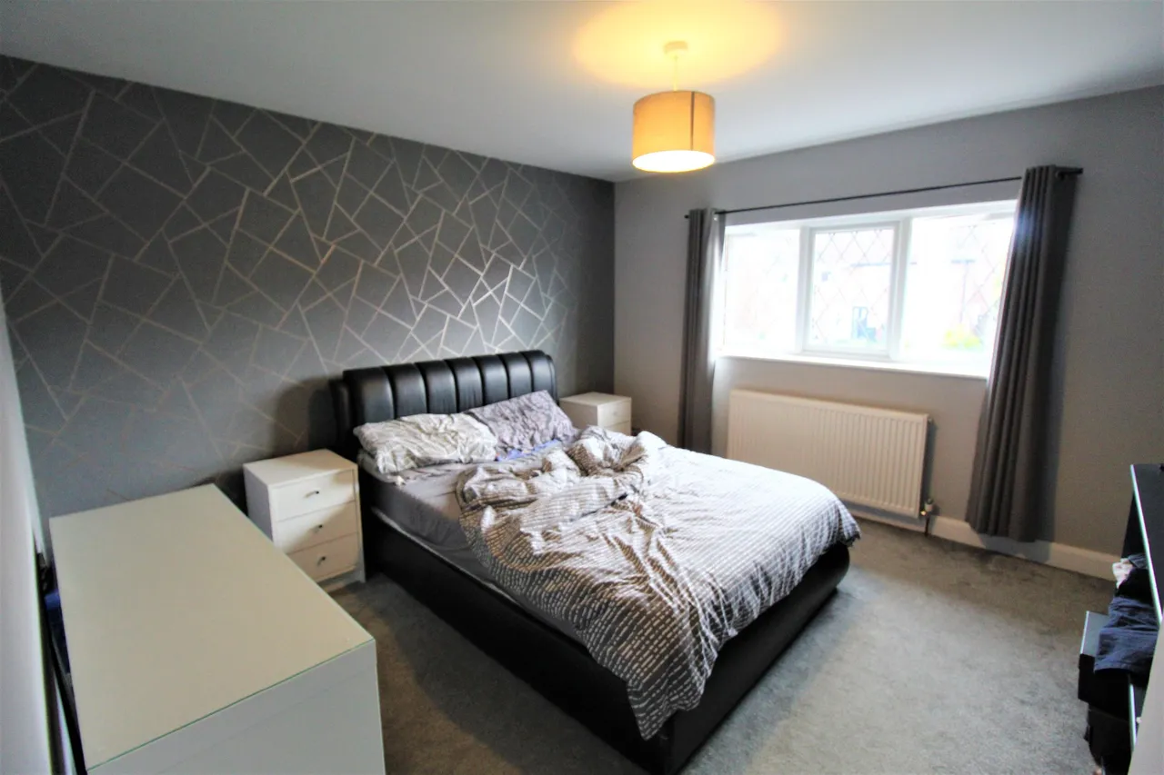 Whitmore Avenue, Grays, Essex, RM16 2HU, photo 6