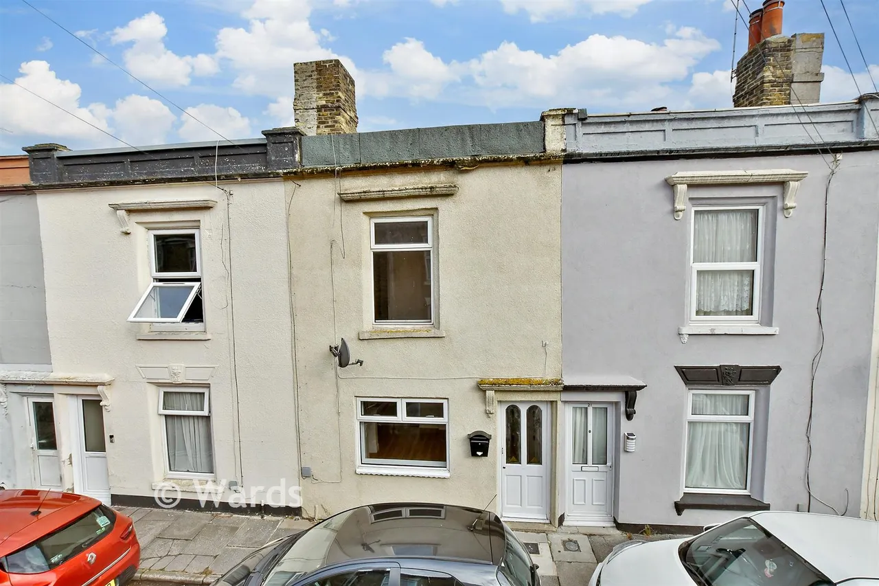 5 bed house for sale, Acorn Street, Sheerness, PO33