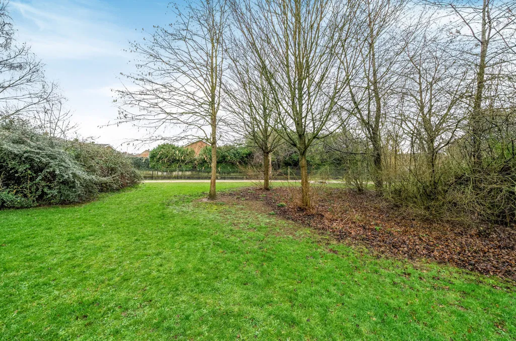 Alchester Court, Towcester, Northamptonshire, NN12 6RL, photo 22