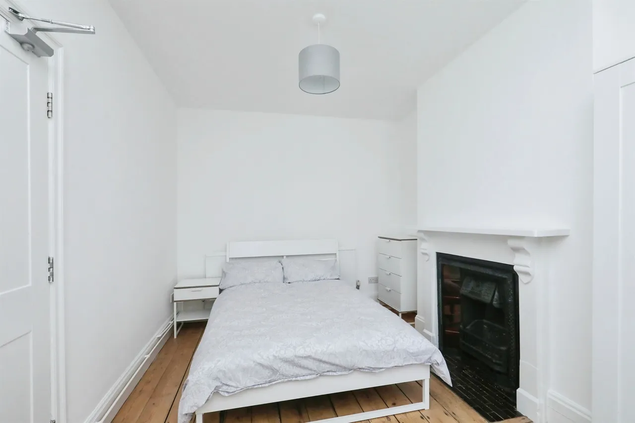 Trafford Road, NORWICH, photo 8