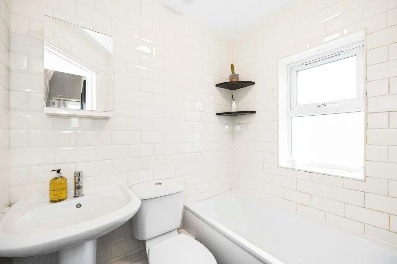 Chobham Road, London, E15, photo 9