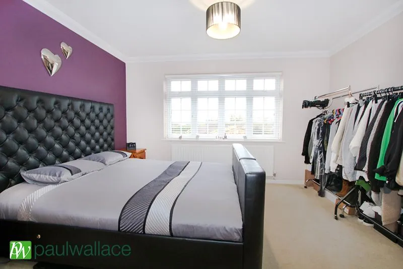 Robinson Avenue, Goffs Oak, EN7, photo 18