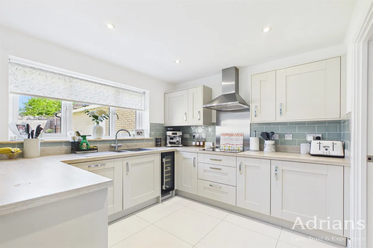 Cutts Close, Hatfield Peverel, CM3, photo 8