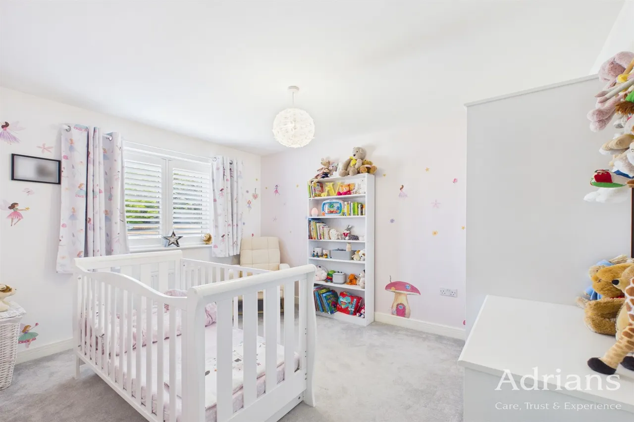 Cutts Close, Hatfield Peverel, CM3, photo 17
