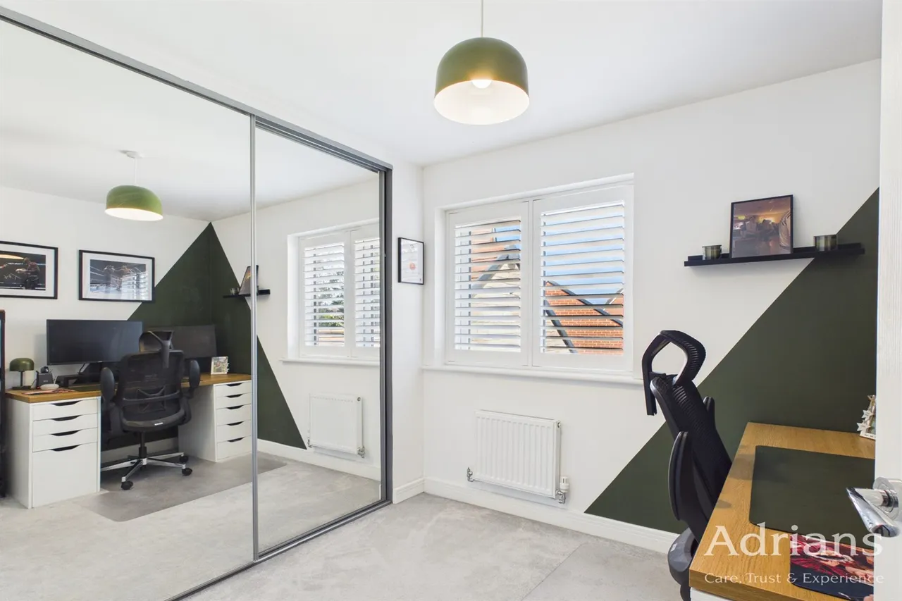 Cutts Close, Hatfield Peverel, CM3, photo 18